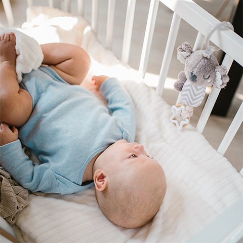 Babyono Zawieszka z dzwoneczkiem KOALA COCO
