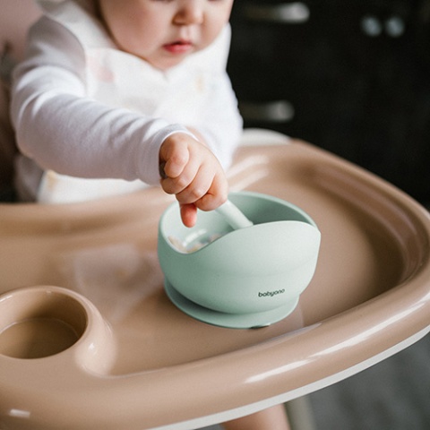 Babyono Silikonowa miseczka z przyssawką zielona