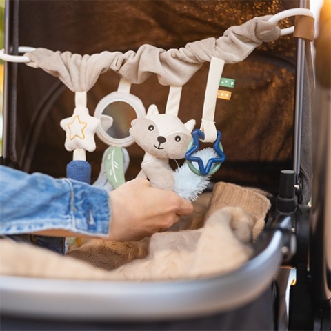 Babyono Zabawka edukacyjna-zawieszka do wózka i fotelika Raccon