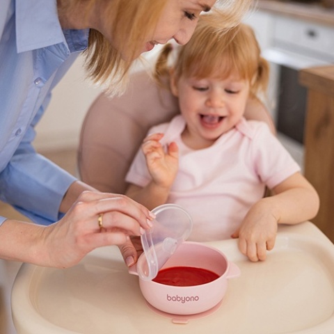 Babyono Silikonowa miseczka z przyssawką i przykrywką różowa