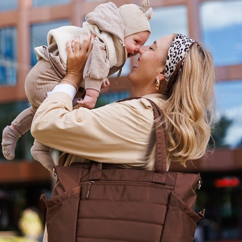 Babyono Torba dla mamy / do wózka CAMI czekoladowa