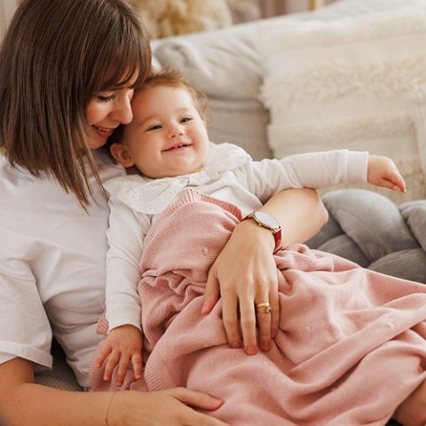Babyono Kocyk bawełniany z flanelowym podszyciem różowy