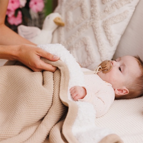 Babyono Kocyk bawełniany z ociepleniem beżowy