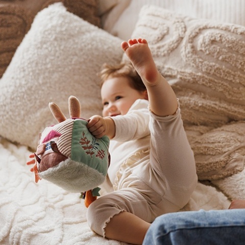 Babyono Kostka sensoryczna Rabbit Karo