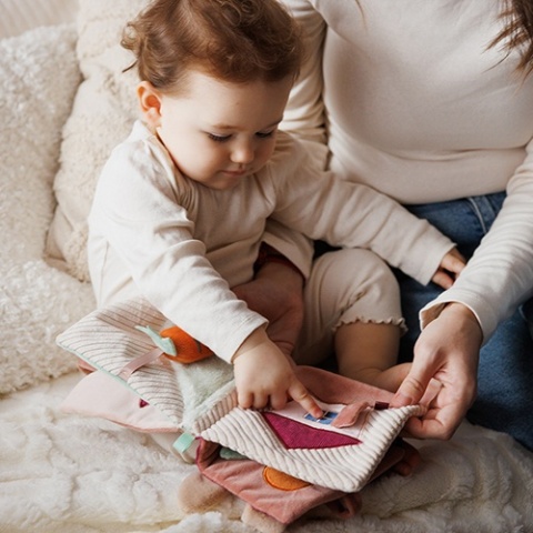 Babyono Książeczka sensoryczna Rabbit Karo