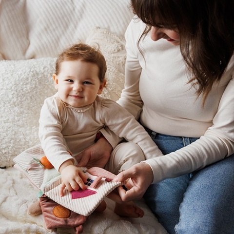 Babyono Książeczka sensoryczna Rabbit Karo
