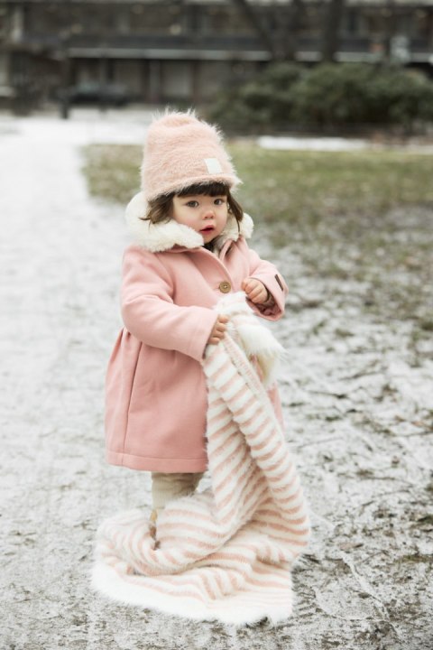 Elodie Details Czapka zimowa, Furry Knit - Powder Pink - 6-12 miesięcy