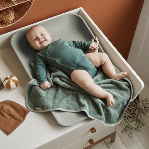 LEANDER - mata do przewijania MATTY™, sage green