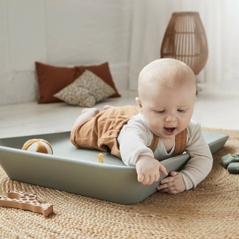 LEANDER - mata do przewijania MATTY™, sage green