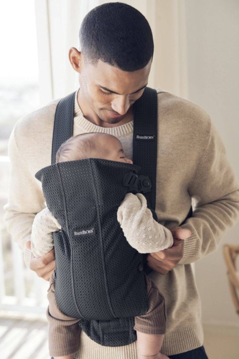 BABYBJORN MINI 3D Mesh - nosidełko, Czarny